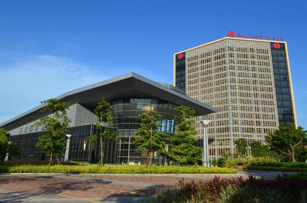 Ramada Plaza Huizhou East Hotel Esterno foto
